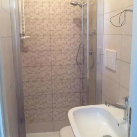 Second Floor Apartment - No Lift Bari Exterior foto