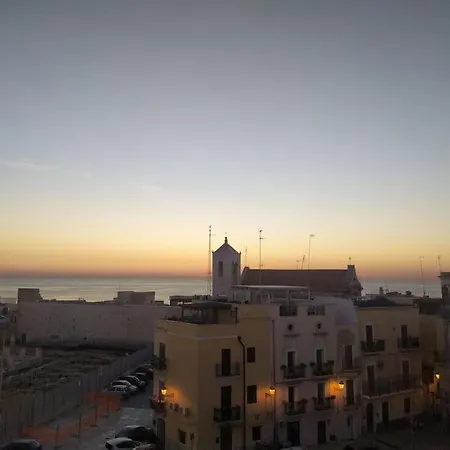 Second Floor Apartment - No Lift Bari Exterior foto