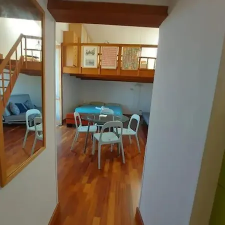 Second Floor Apartment - No Lift Bari Exterior foto